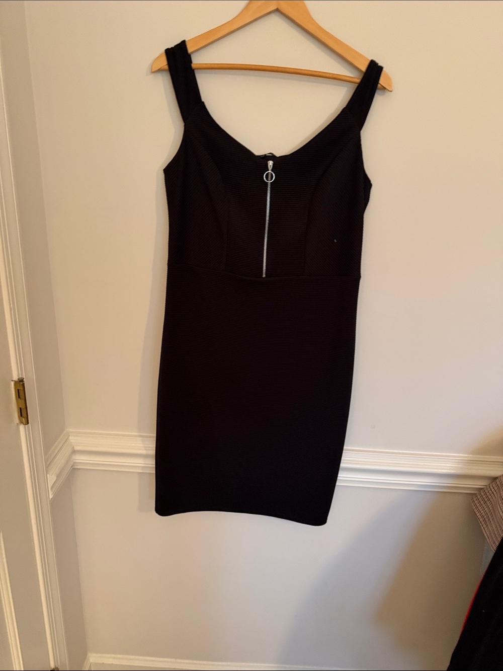 New Look Black Zip-Front Midi Sheath Dress